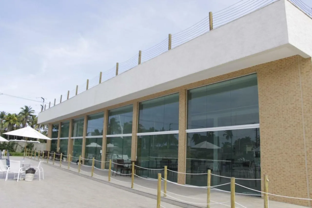 Muro Alto Condomínio Clube Pôrto das Galinhas Brasil